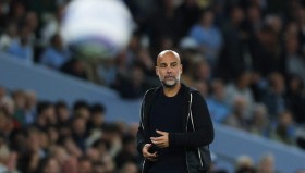 PG模拟器官方网站-火箭队与雄鹿对决录像：扬尼斯与哈登的对攻战